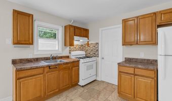 1152 Longboat Ave, Beachwood, NJ 08722