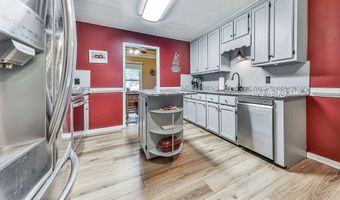 10 Southwood Dr NW, Adairsville, GA 30103