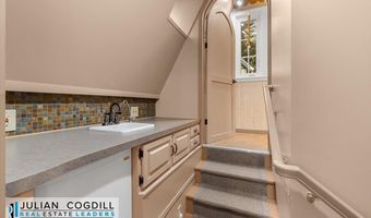 9267 Red Creek Rd, Casper, WY 82604