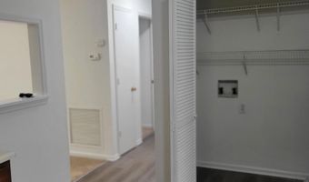 607 Longleaf Rd B, Aberdeen, NC 28315