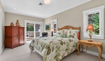 746 C St, Ashland, OR 97520