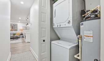 302 FORBES St D, Annapolis, MD 21401