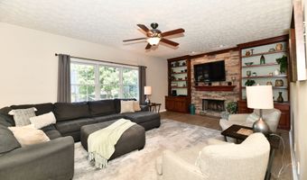 1174 Red Dunes Run, Avon, IN 46123
