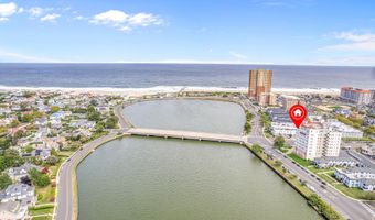 400 Deal Lake Dr 7J, Asbury Park, NJ 07712