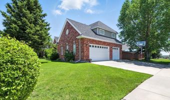2503 SUMMIT Dr, Cheyenne, WY 82009