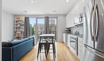 435 R St NW 404, Washington, DC 20001