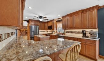 30 Tanglewood Dr, Alloway, NJ 07422