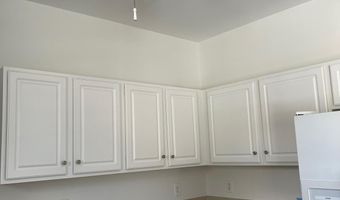 17 WHITE CRANE Dr, Berlin, MD 21811