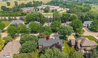 3901 N MILLWOOD Dr, Appleton, WI 54913