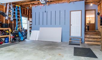 9 Kennebec Cir, Bath, ME 04530