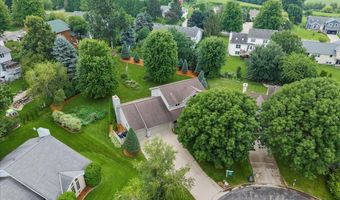 2524 CARRIEDALE Ct, Fitchburg, WI 53711
