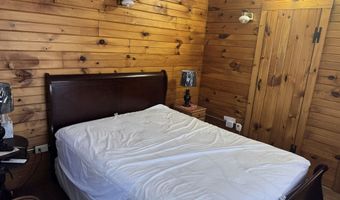 915 Wheeler Mountain Rd, Barton, VT 05822