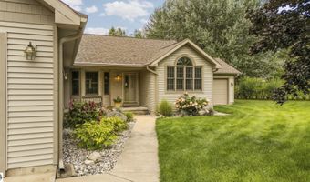 9550 Lakeside Dr, Alden, MI 49612