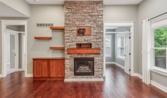 903 Baileys Grove Dr, Adel, IA 50003