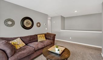 1075 FLYWAY VIEW Ln, Alabaster, AL 35007