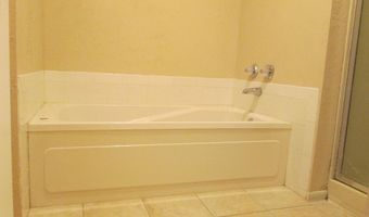 10105 MALAGUENA Ln NE, Albuquerque, NM 87111