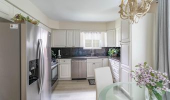 937 CALEDONIA St, Philadelphia, PA 19128
