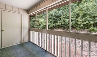 2604 Vineyard Blvd, Asheville, NC 28805