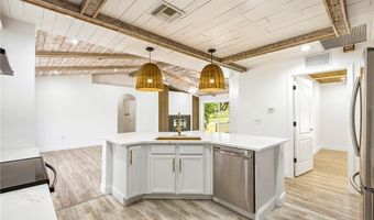 2406 E 23rd St, Alva, FL 33920