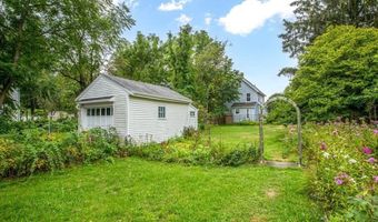 17 Neponset Ave, Boston, MA 02136
