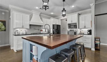 230 Waterfront Cir, Alma, AR 72921