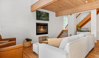 1755 Robinhood Rd, Annapolis, MD 21401