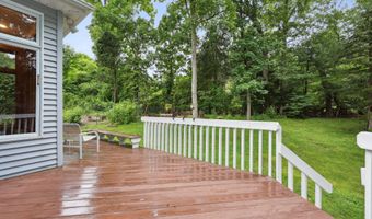 10 Pleasant Point Rd, Branford, CT 06405