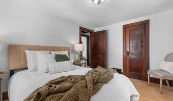 424 E BREWSTER St, Appleton, WI 54911