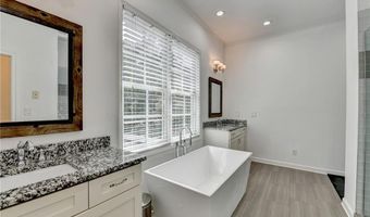 337 Lakeshore Dr, Berkeley Lake, GA 30096