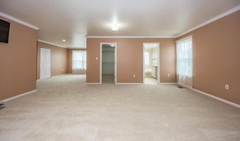 105 HANNUM Dr, Bear, DE 19701