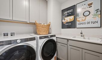 22529 E 47th Dr, Aurora, CO 80019