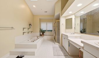 5803 MADAKET Rd, Bethesda, MD 20816