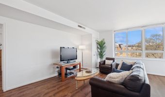 355 I St SW #601, Washington, DC 20024