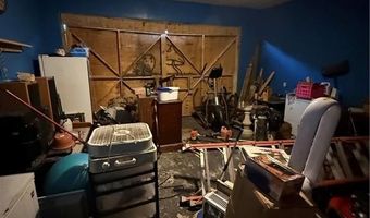 301 Choctaw St, Arkoma, OK 74901