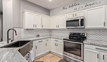 3868 W RANIER Ct, Anthem, AZ 85086