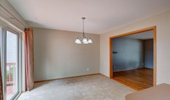 1406 Dewberry Dr, Madison, WI 53719