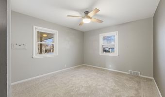 291 W Westwood Dr, Augusta, KS 67010