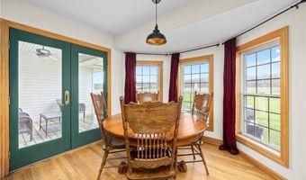 12488 Baumhart Rd, Amherst, OH 44001