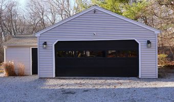 73 Airline Rd, Clinton, CT 06413