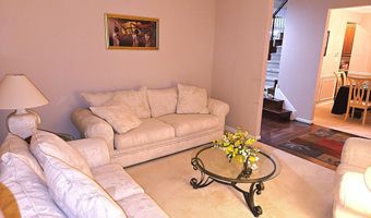 960 MANNINGTON Dr, Williamstown, NJ 08094