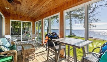 39 Bourdeau Ln N, Alburgh, VT 05440