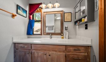 17972 Wild Weed Way, Anderson, CA 96007