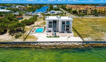 6504 SURFSIDE Blvd 8, Apollo Beach, FL 33572