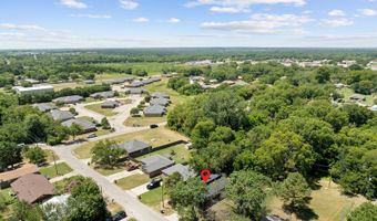 1005 F SW St, Ardmore, OK 73401