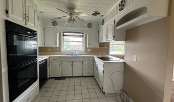 2920 Ranch Rd, Ashland, KY 41102