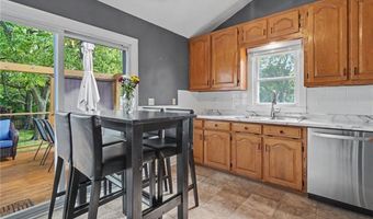 321 Dearborn St, Baldwin City, KS 66006