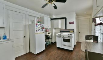 4 Hibbard St, Amsterdam, NY 12010