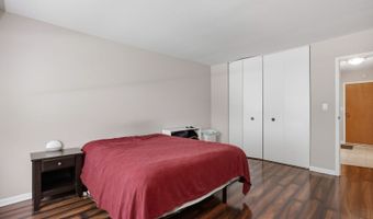 1615 E Central Rd 113B, Arlington Heights, IL 60005