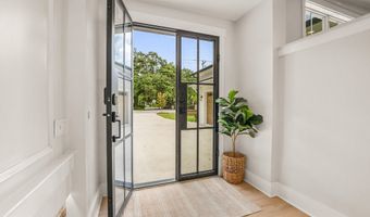 2102 Bay St, Beaufort, SC 29902