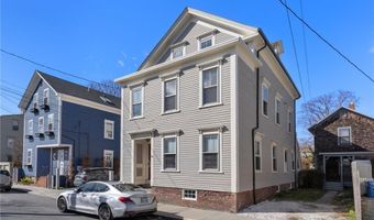 29 Marsh St 3, Newport, RI 02840